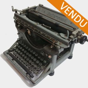 Machine-à-écrire-Underwood-vendu.jpg